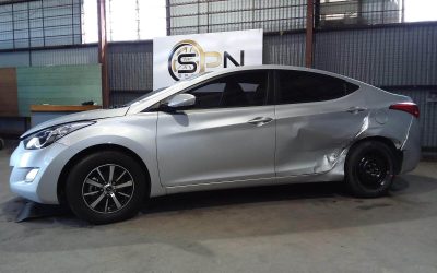 Hyundai Elantra 2012